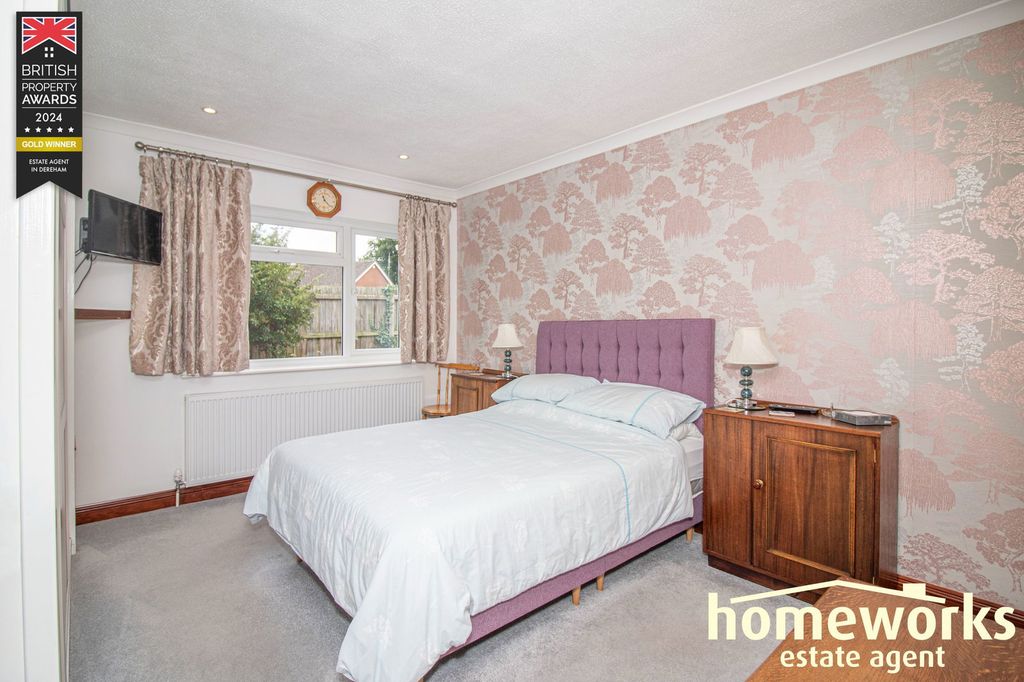 Property photo 3 of 15