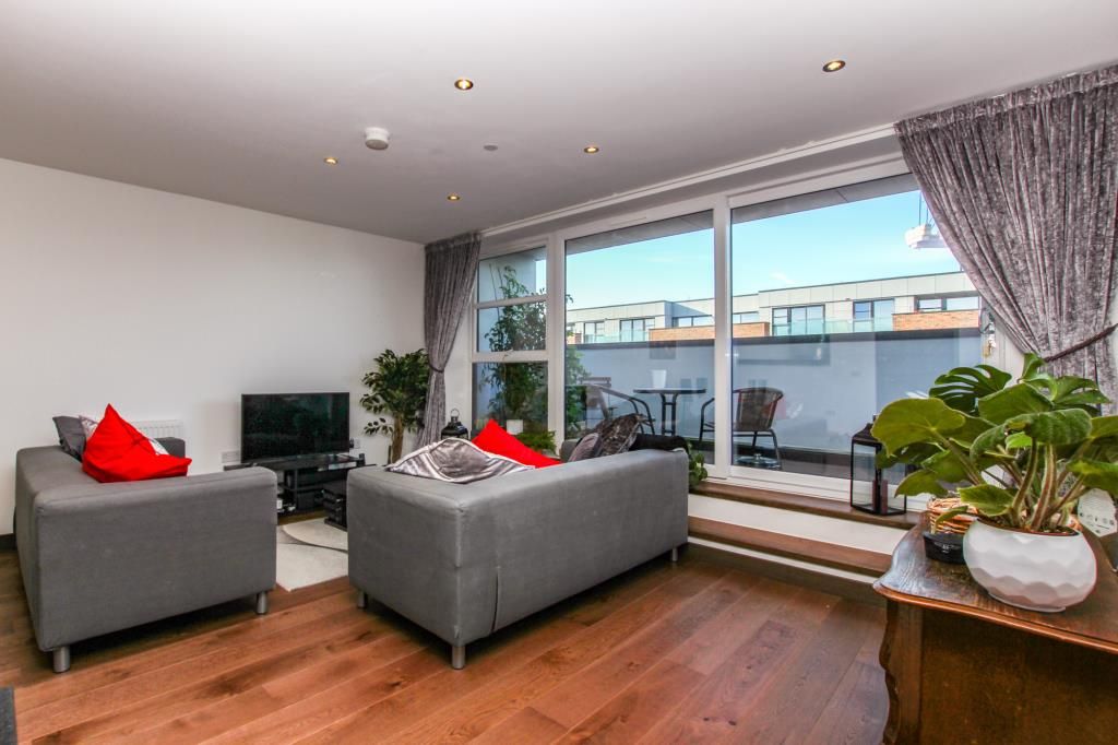 Property photo 3 of 19