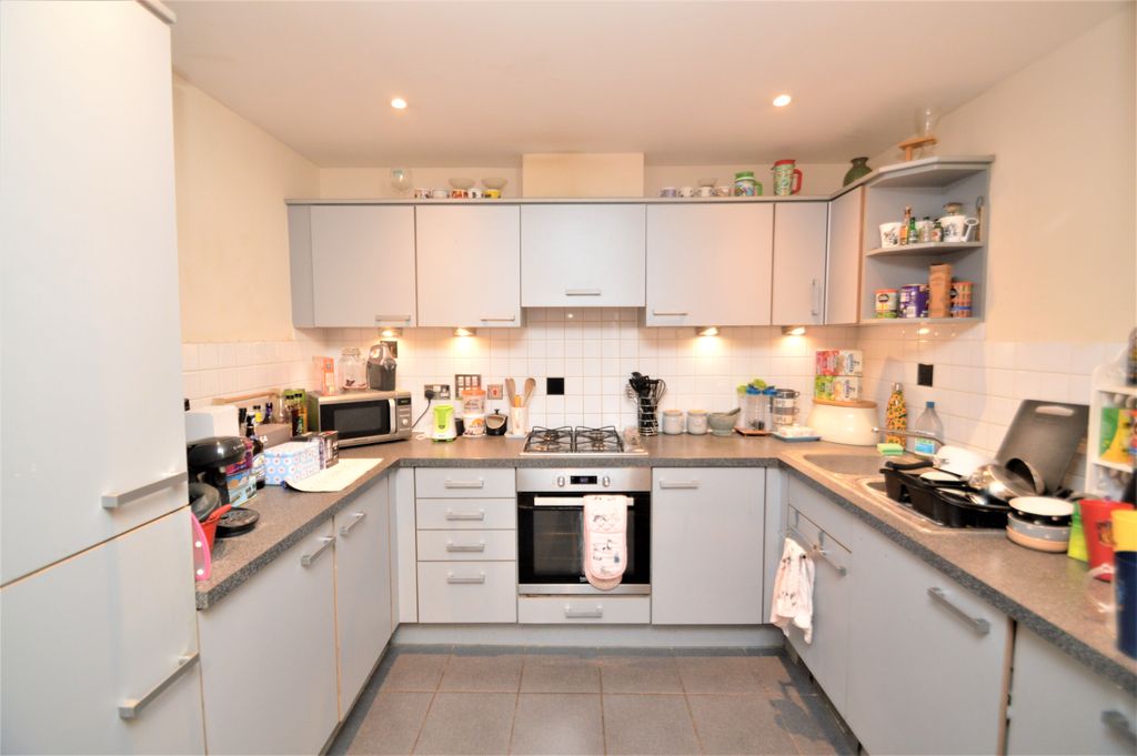 Property photo 3 of 6