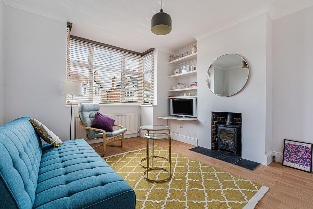 Property photo 2 of 23