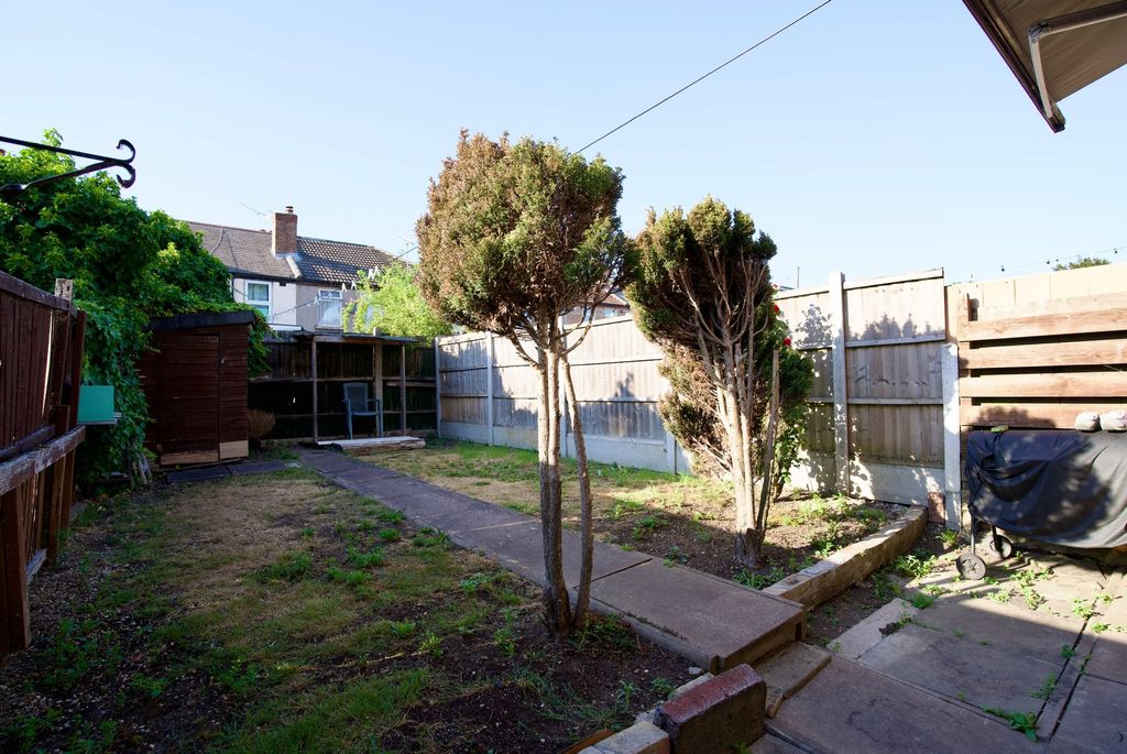 Property photo 2 of 19