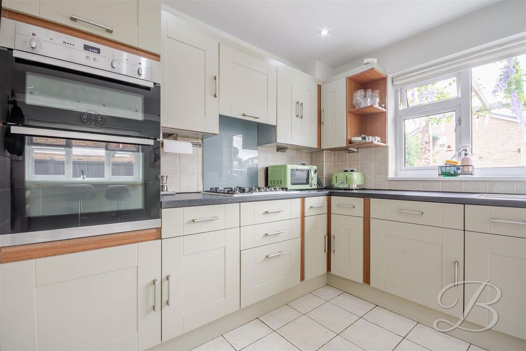 Property photo 2 of 40 Ccltd-16.Jpg