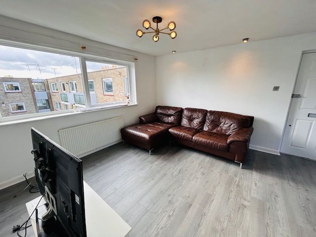 Property photo 3 of 13 Living Room