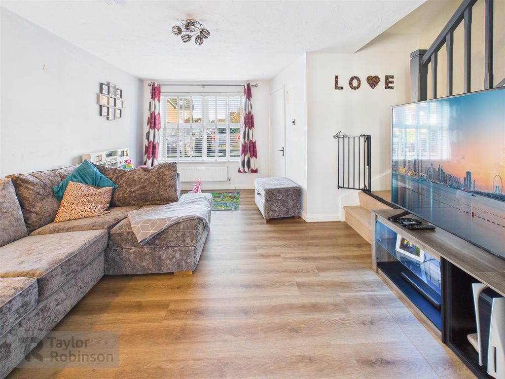 Property photo 2 of 13 Cam02600G0-Pr0623-Still005.Jpg