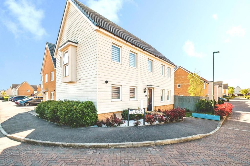 Property photo 1 of 22 Pbox-Img.Jpg