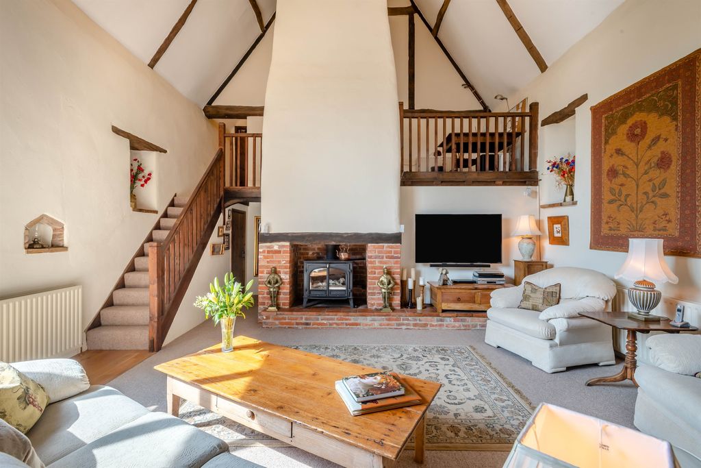 Property photo 3 of 17