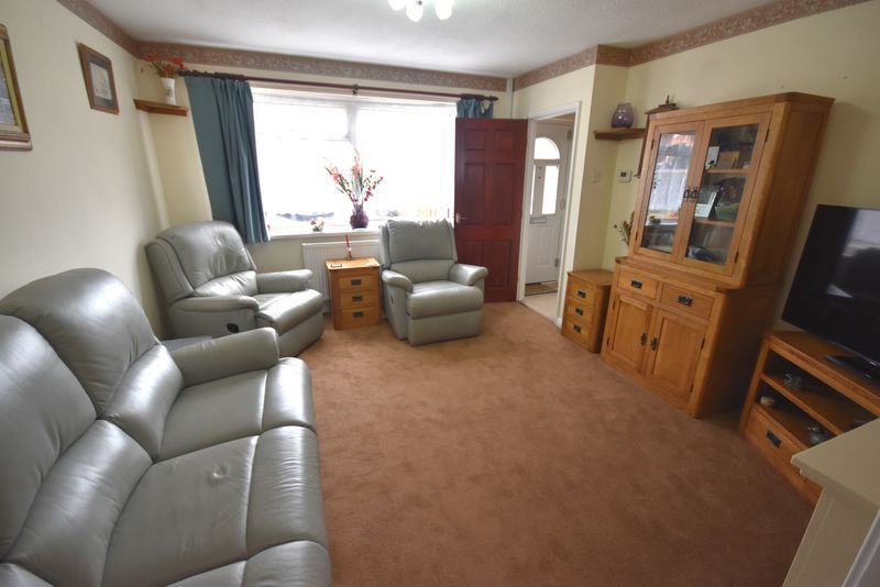 Property photo 3 of 16 Photo 2