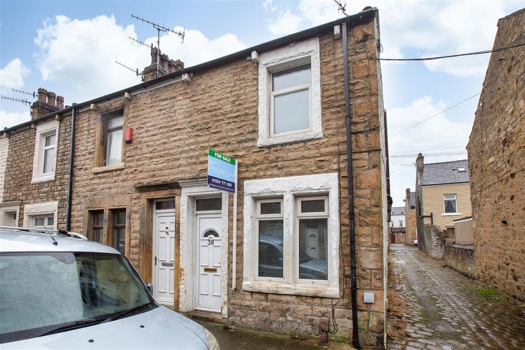 Property photo 1 of 11