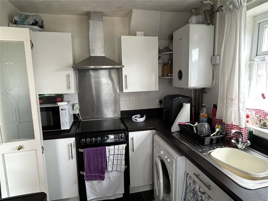 Property photo 2 of 16 Picture No. 02
