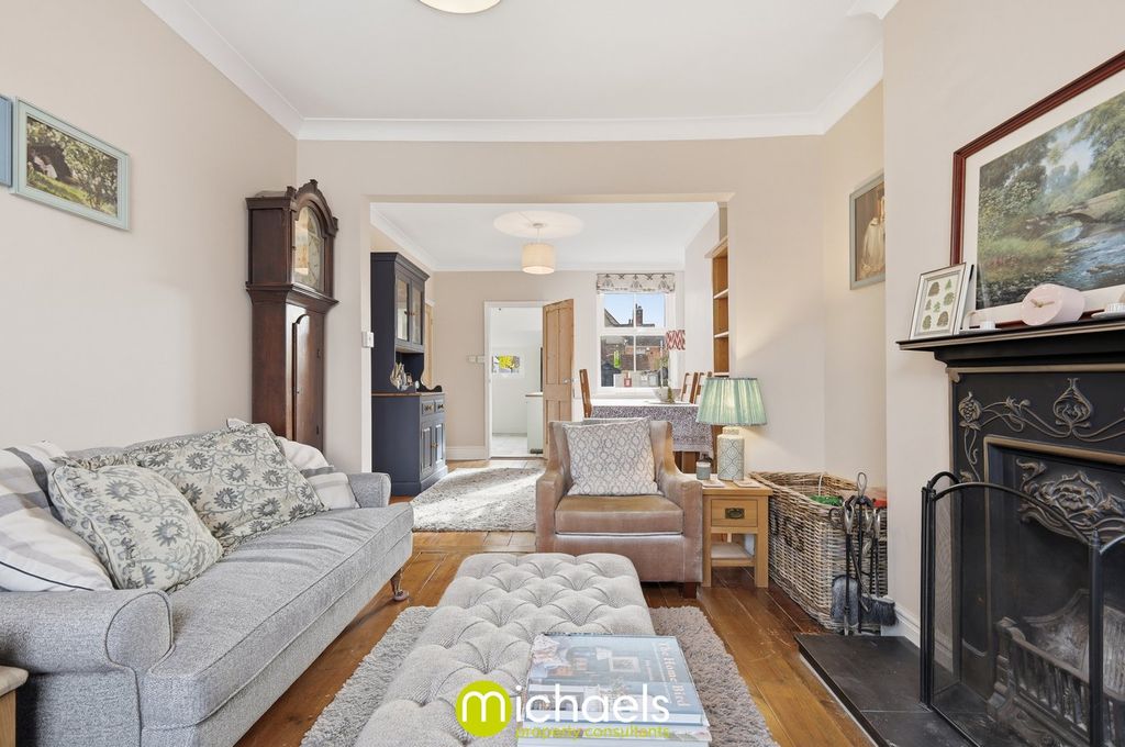 Property photo 3 of 20