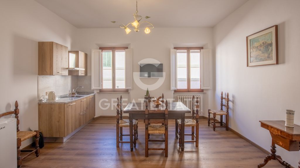 Property photo 2 of 23 Interiors