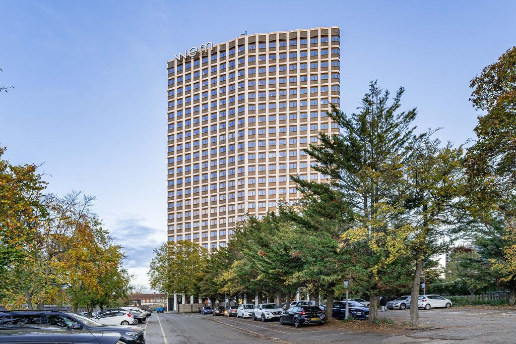 Property photo 1 of 19