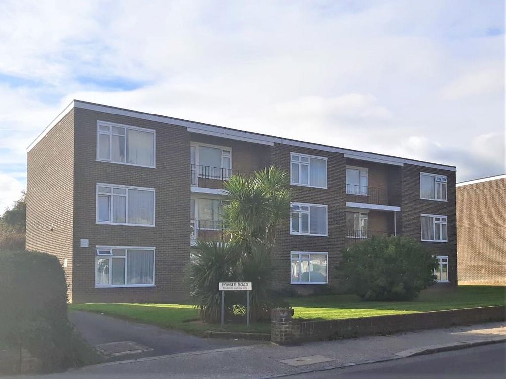 Property photo 1 of 4