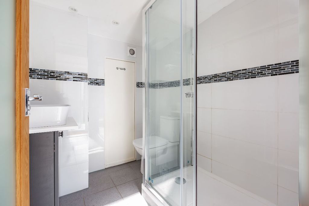 Additional image 26 of 4 bed bungalow for saleCoxes Lane, Ramsgate CT12