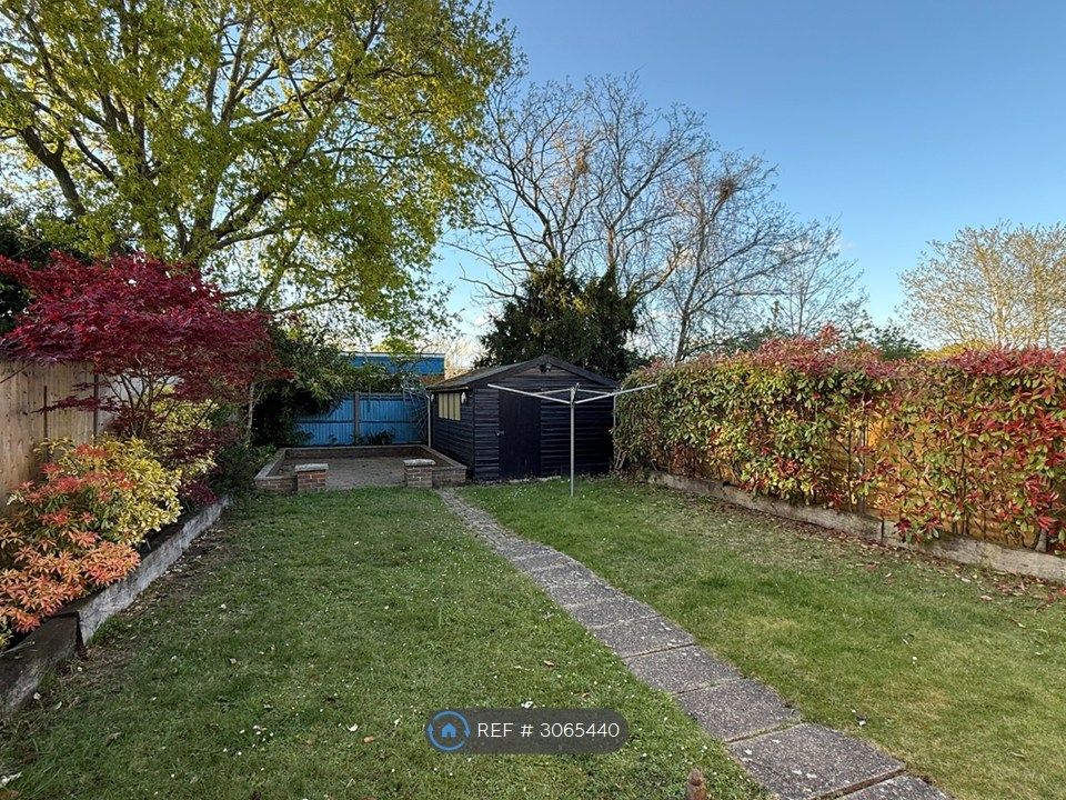 Property photo 1 of 12 Garden