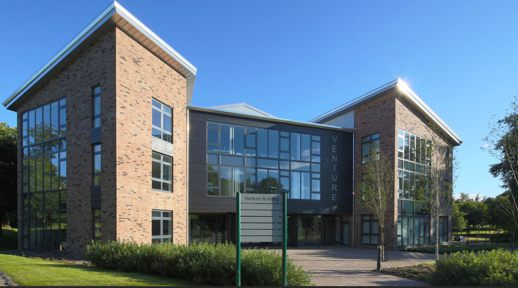 Property photo 1 of 3