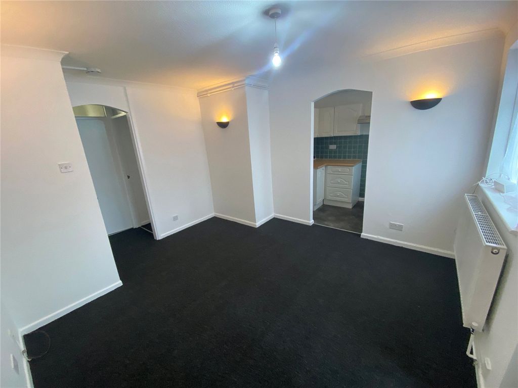 Property photo 2 of 15 Picture No. 04