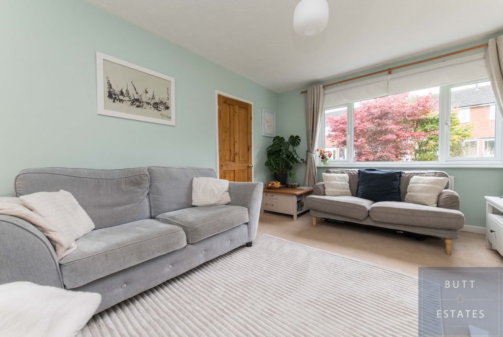 Property photo 2 of 15