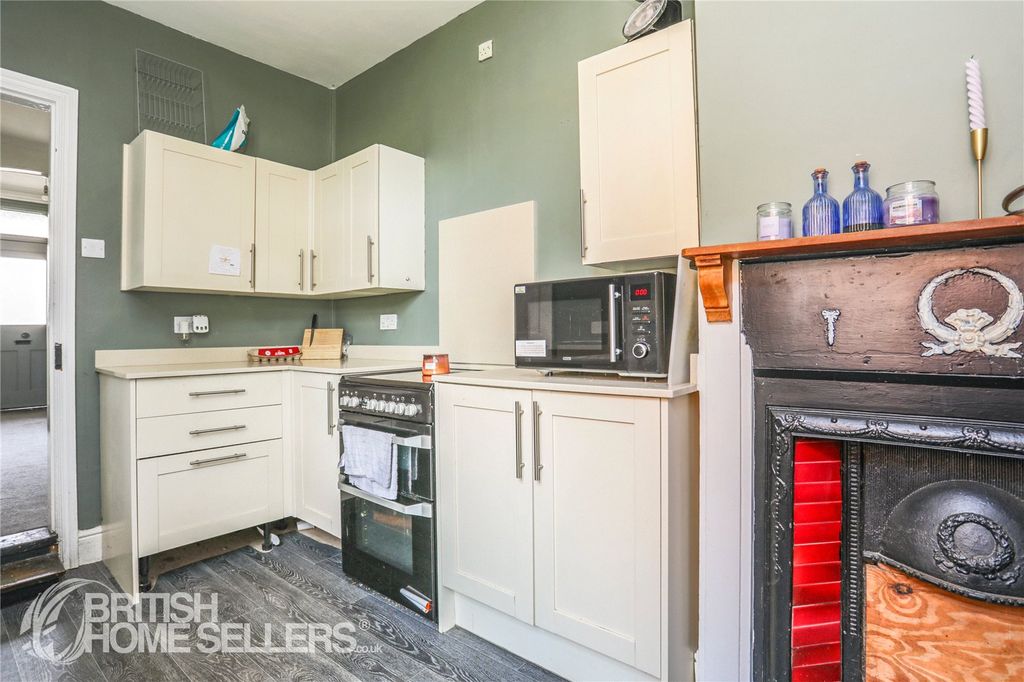 Property photo 3 of 16 Picture No. 05