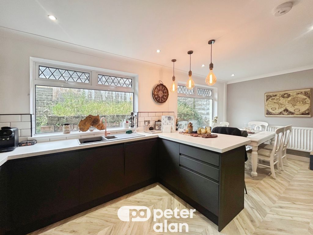 Property photo 1 of 15 Front