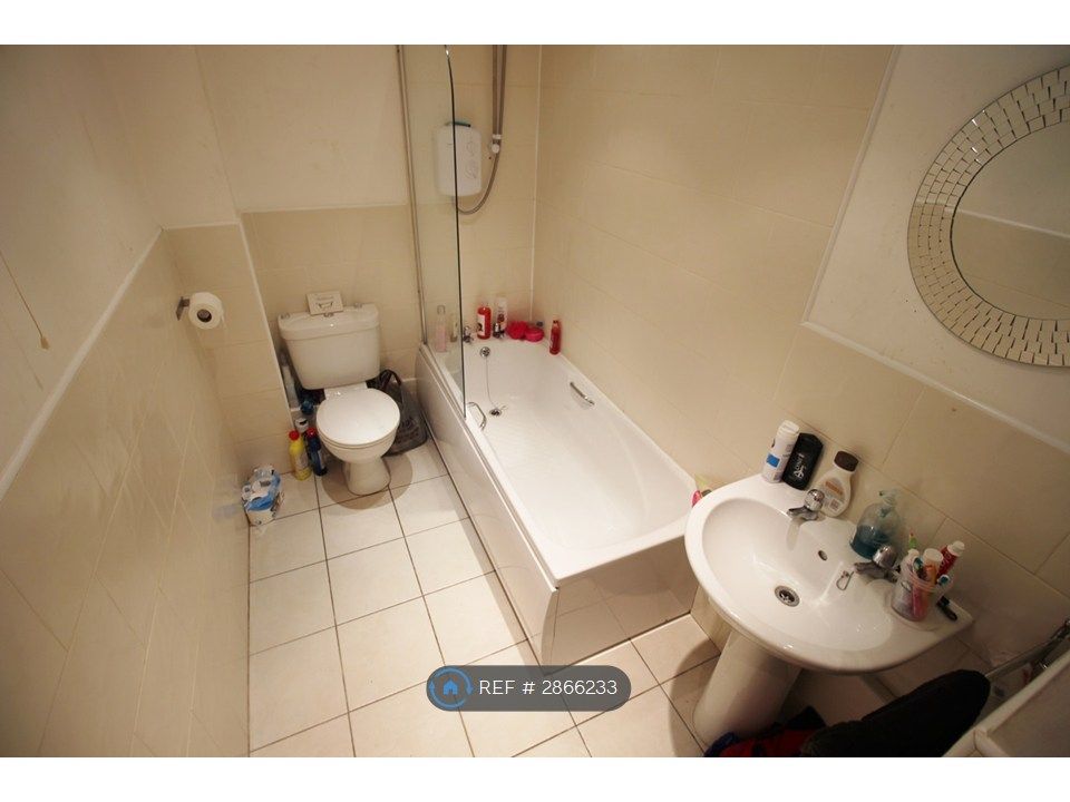 Property photo 3 of 4