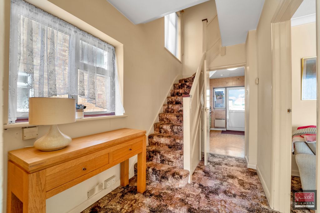 Property photo 3 of 16 Dsc02748