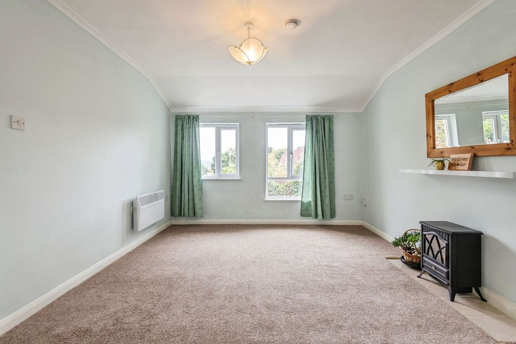 Property photo 3 of 15