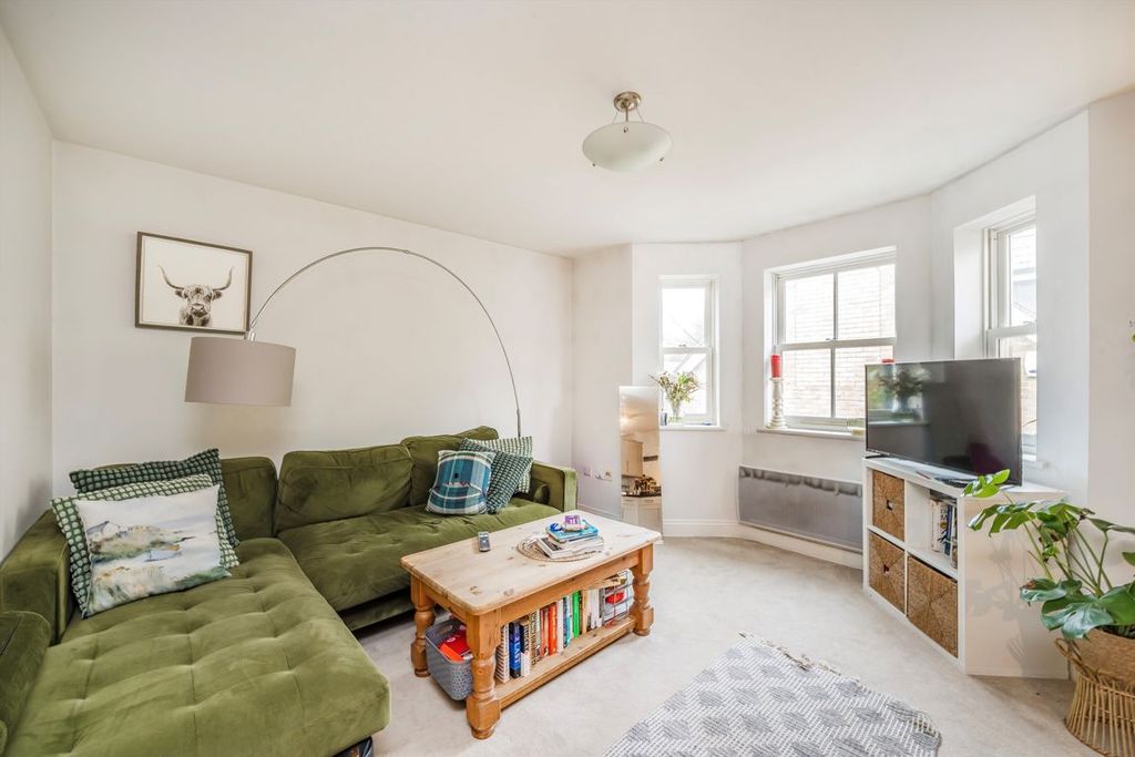 Property photo 2 of 7