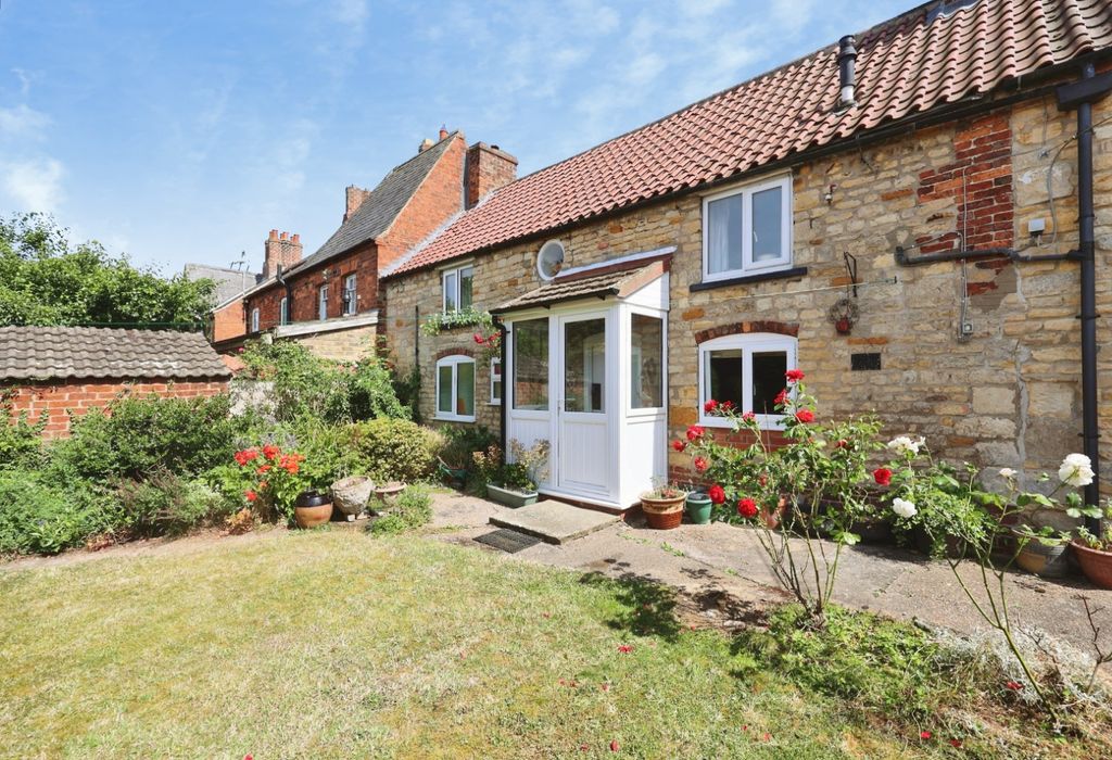 Property photo 1 of 20 4892700