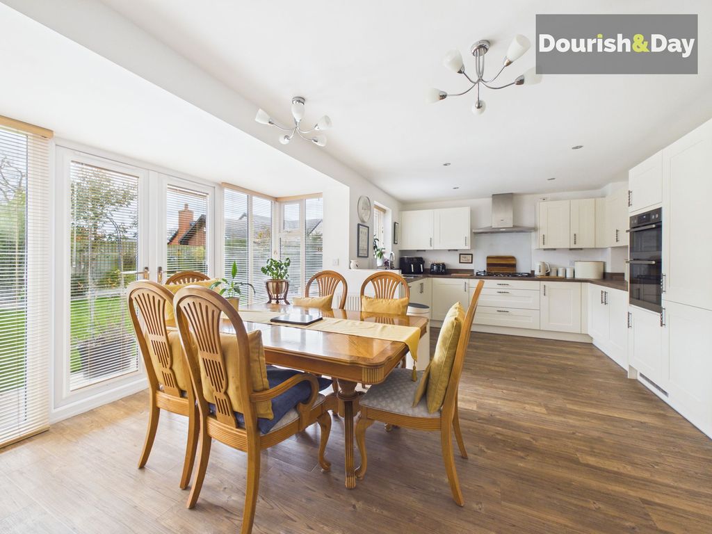 Property photo 2 of 23