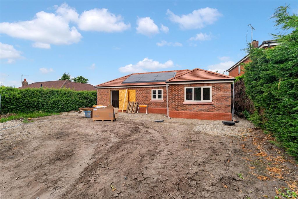 Property photo 3 of 19 Midas- June 26-49.Jpg