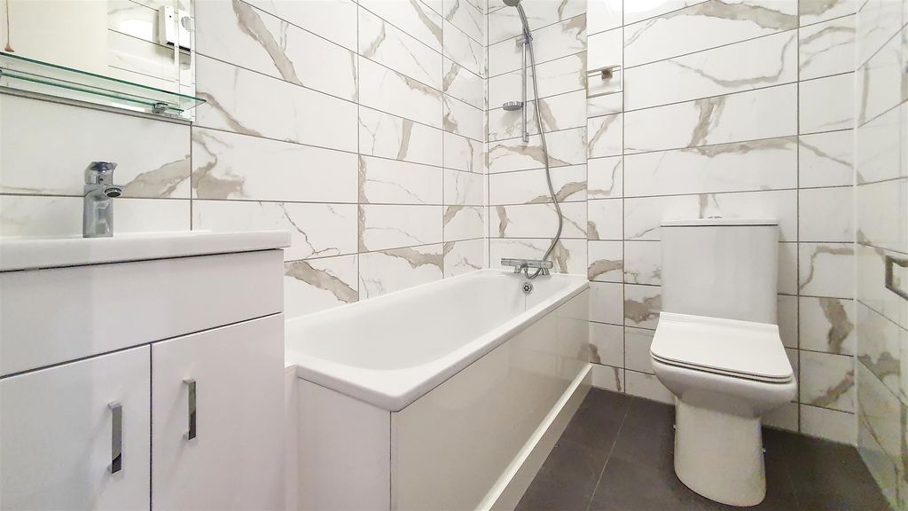 Property photo 3 of 6 Bathroom-2.Jpg