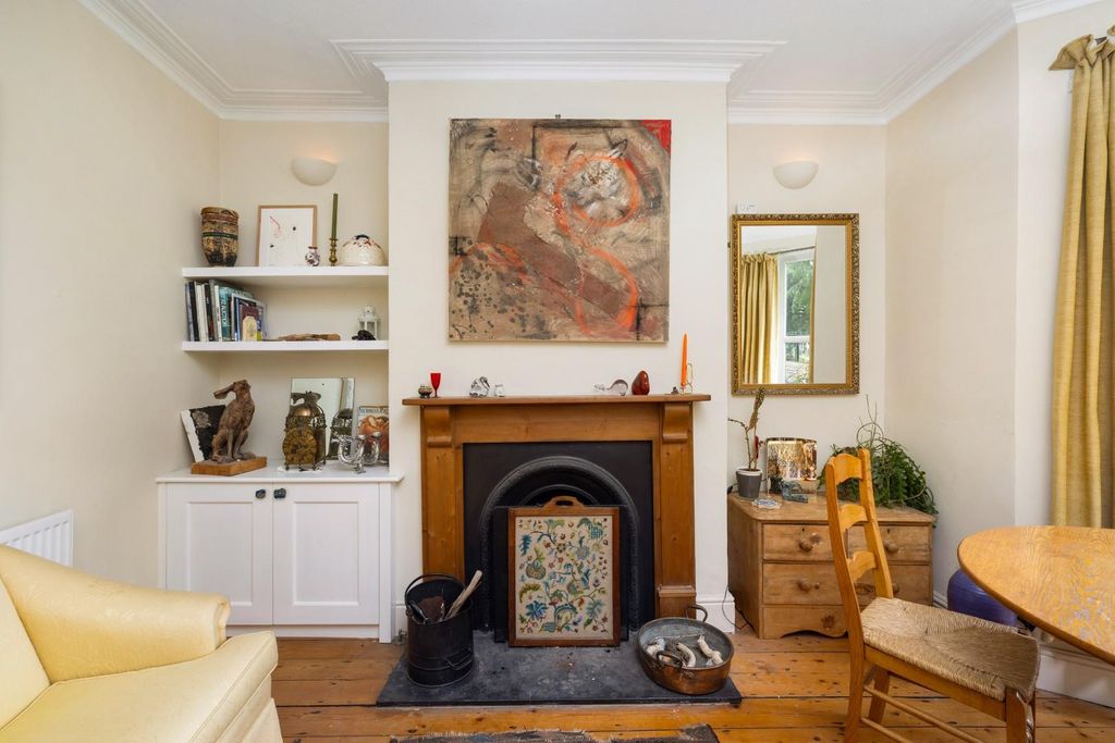 Property photo 3 of 47 Char9162.Jpg
