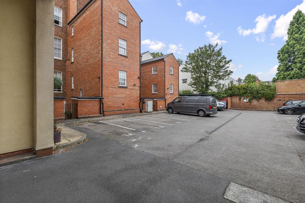 Additional image 25 of 2 bed flat for saleKenilworth Road, Leamington Spa CV32