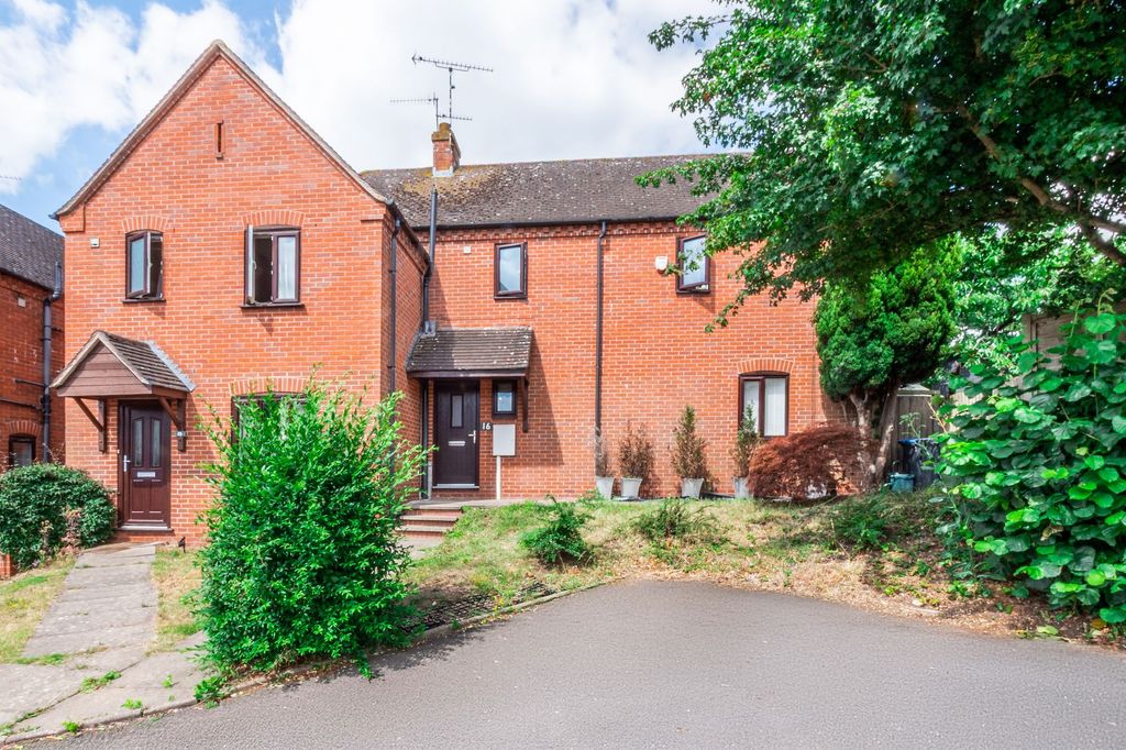 Property photo 1 of 16