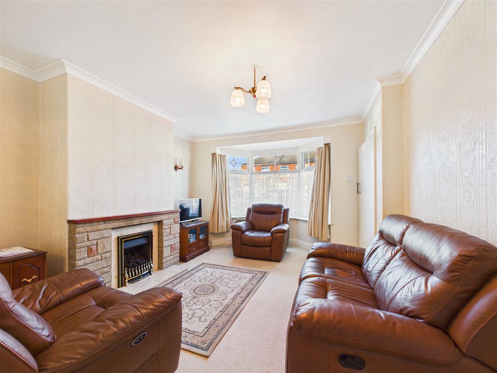 Property photo 2 of 11 Cam05193G0-Pr0122-Still003.Jpg