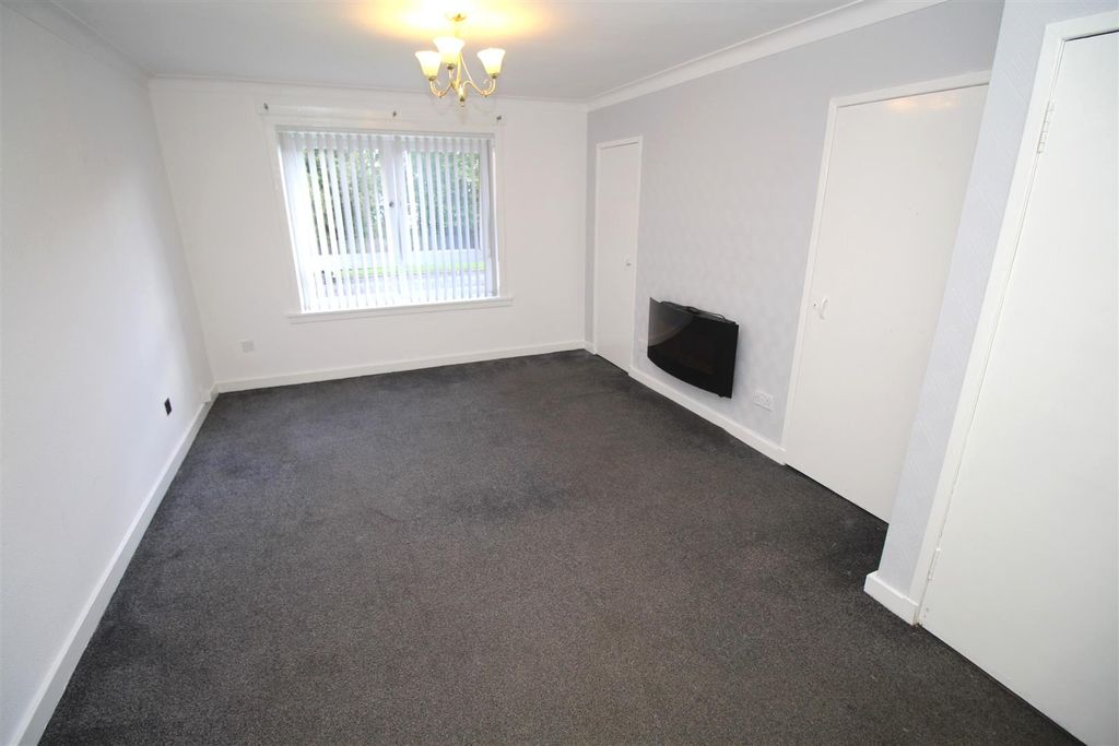 Property photo 2 of 11 Img_4565.Jpg