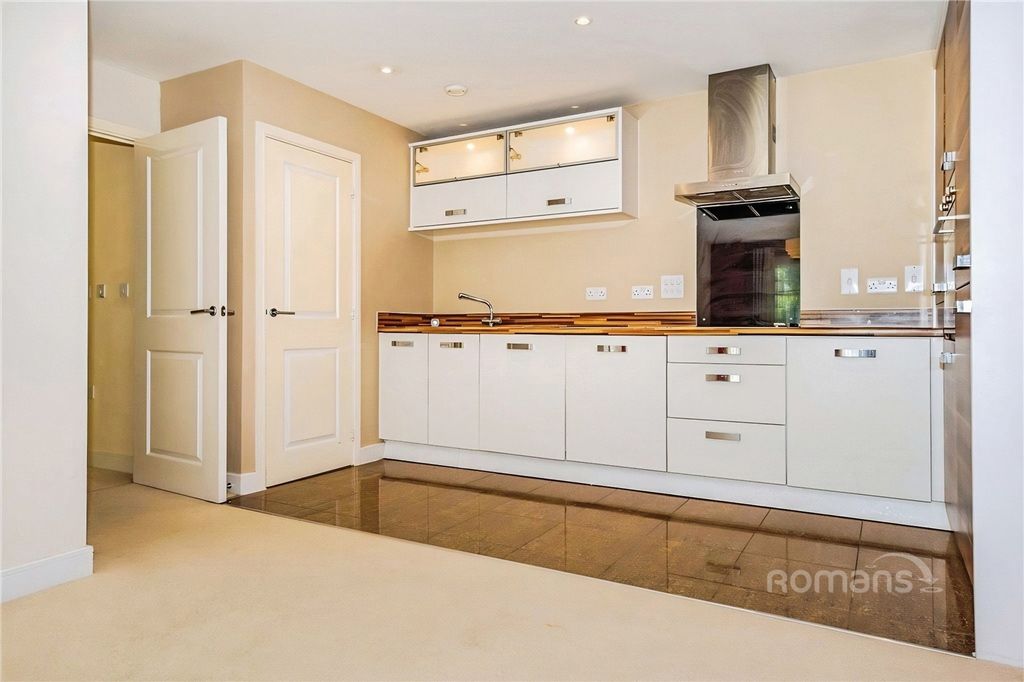 Property photo 2 of 9 Pbox-Img.Jpg