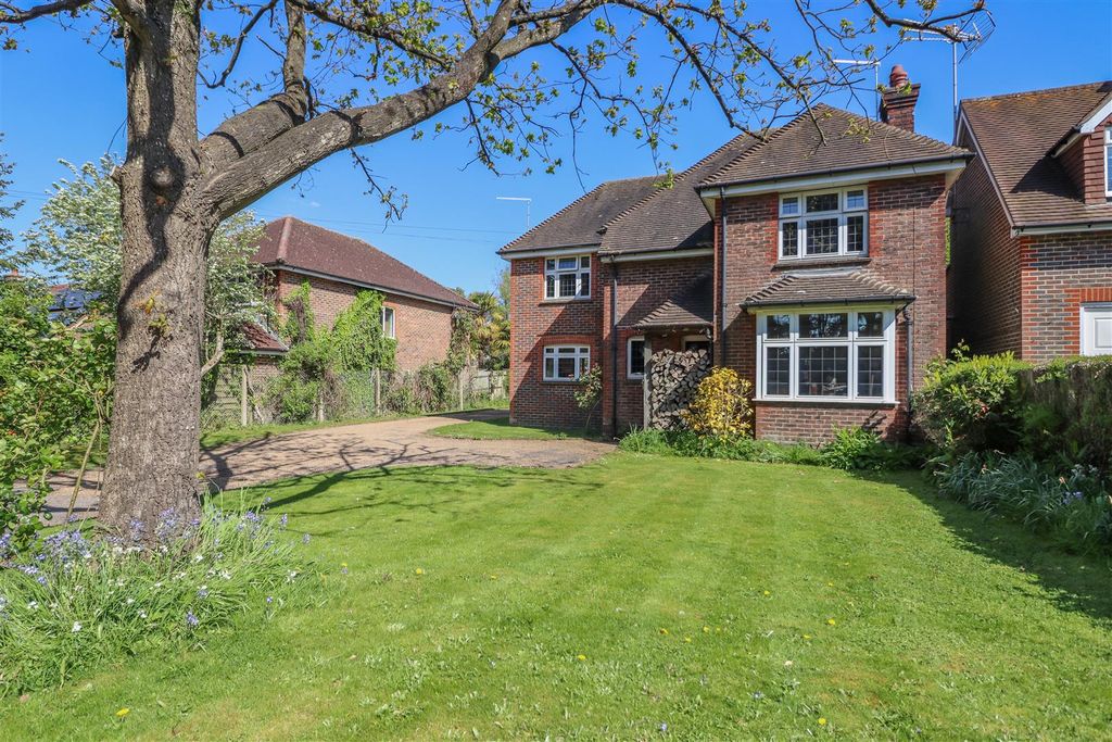 Property photo 1 of 24