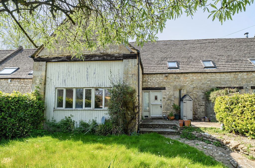 Property photo 1 of 19 Front