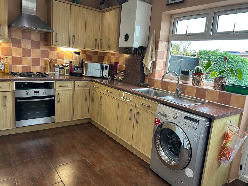 Property photo 3 of 30