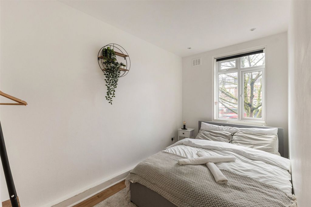 Property photo 1 of 12 Picture No. 08