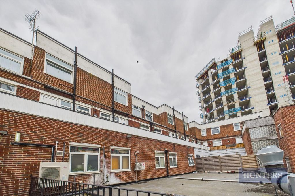 Property photo 1 of 7 Cam05152G0-Pr0204-Still015.Jpg