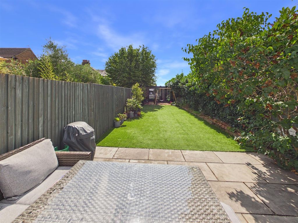 Property photo 2 of 16