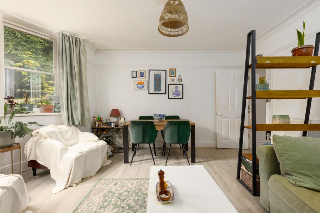 Property photo 3 of 19 Bf, 65 Cotham Brow, Bs6-6.Jpg