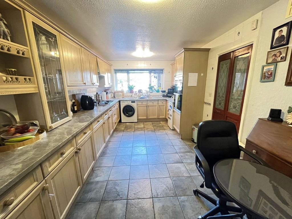 Property photo 3 of 29 Picture No. 42