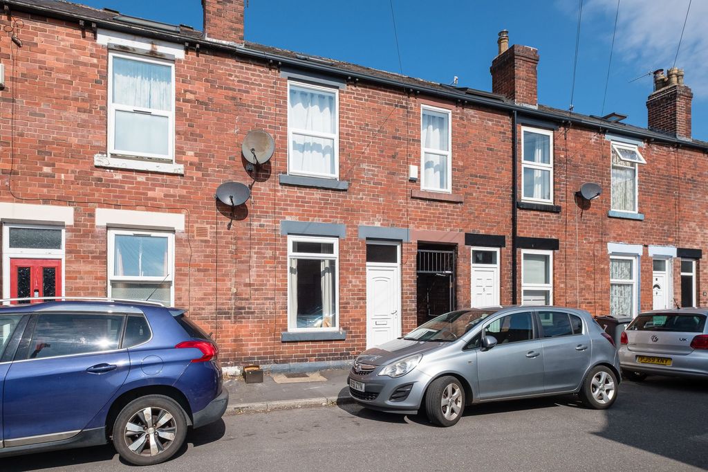 Property photo 1 of 13