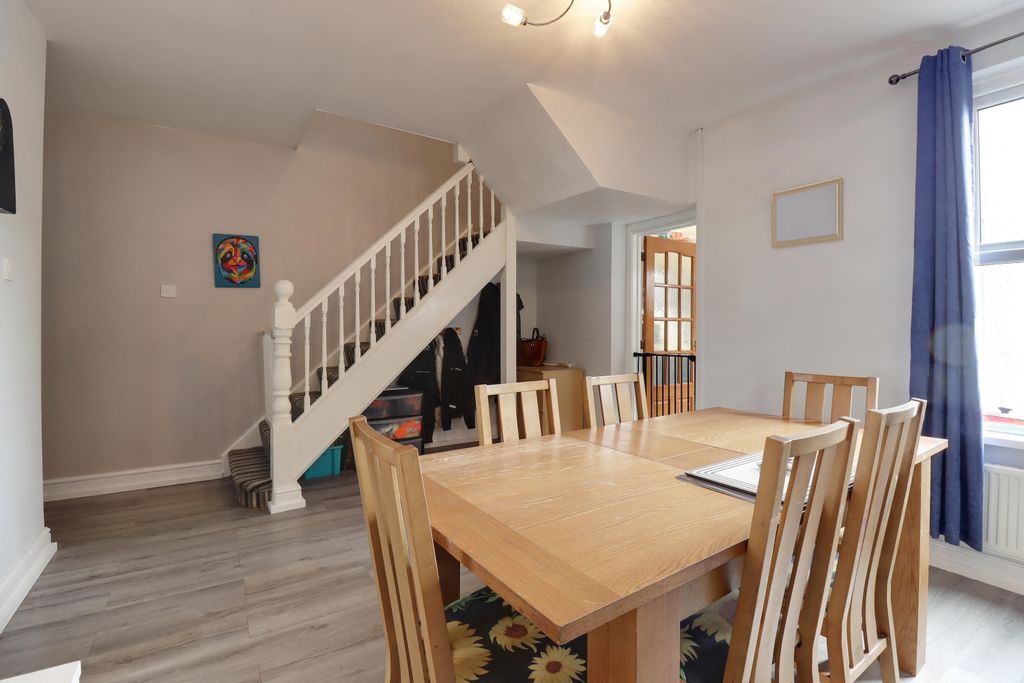 Property photo 2 of 14 Dining Room