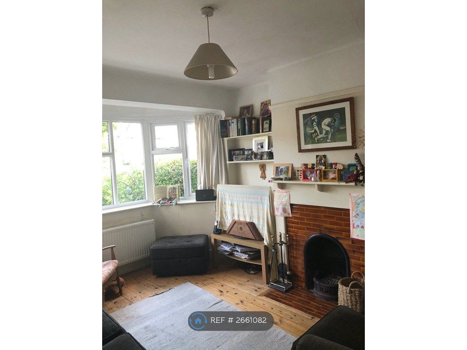 Property photo 2 of 11 Front Room / /Living Room