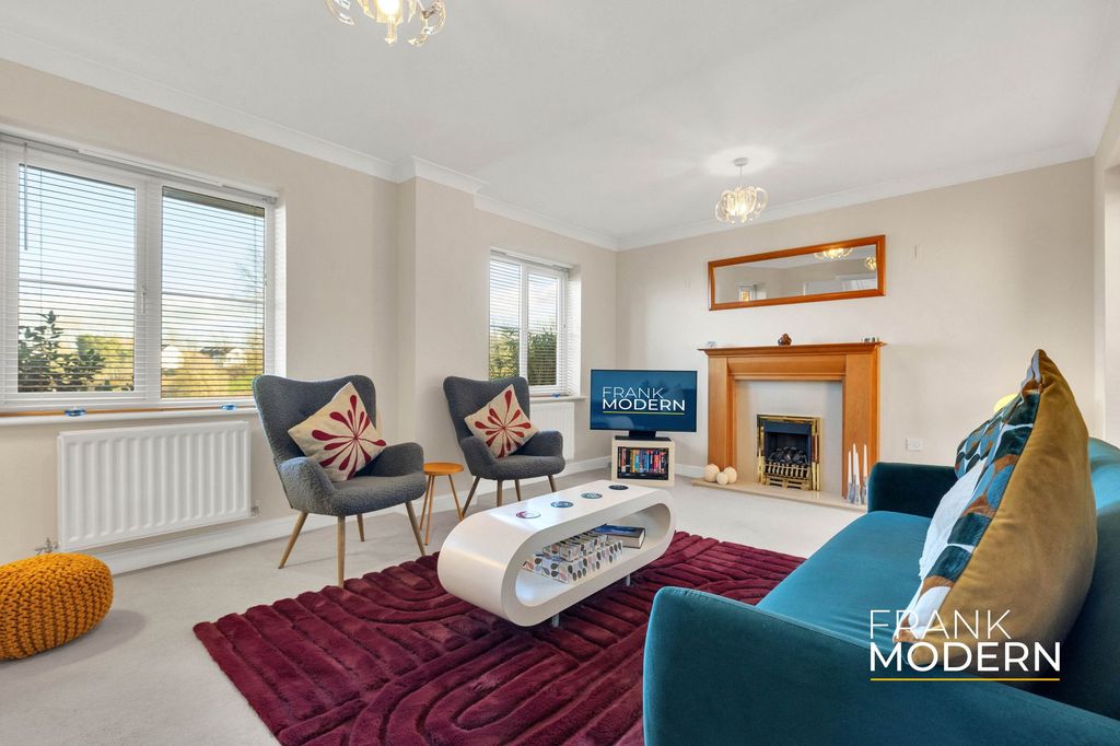 Property photo 2 of 61 Living Room